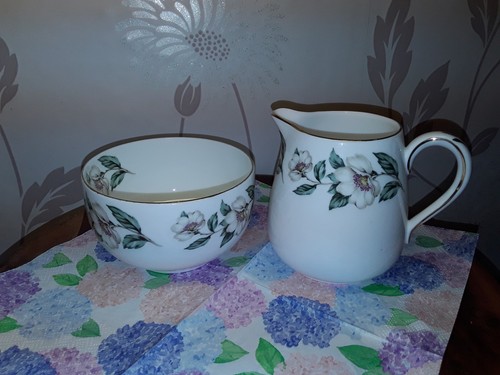 White cream jug and sugar - white,