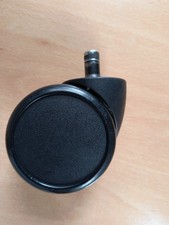 RH Logic 400 Chair Genuine