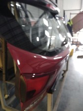 Trunk/Hatch/Tailgate Rear View