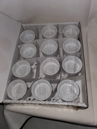 Interlocking white ceramic - white,