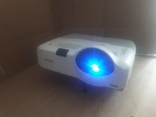 Epson POWERLITE 425W WXGA 2500 Lumens Projector V11H448020