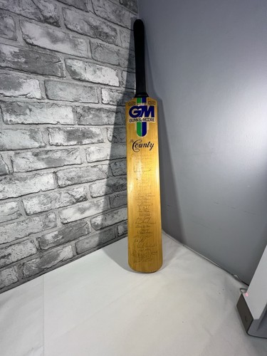 Gunn moore signed cricket - gunn,