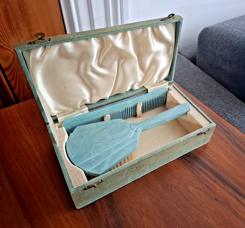 1930 vintage brush and - 1930's, comb