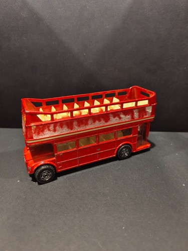 Vintage 1983 corgi london - vintage,