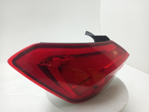 Ford focus tail light rear - ford,