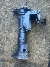 Yamaha 4hp Four Stroke  F4 outboard Engine Mid Section & Transom Clamp Bracket