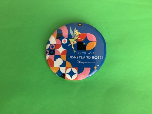 Disney button pin badge - disney,