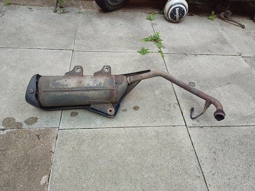 Yamaha majesty 125 exhaust - 125,