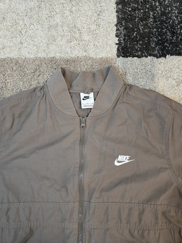 Nike brown windbreaker jacket