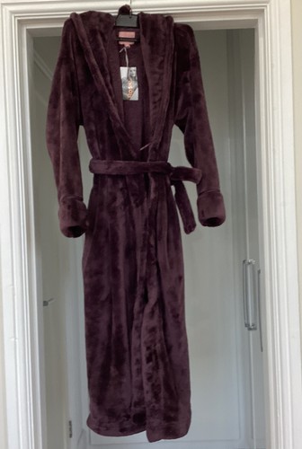 Rosie plush hooded - m&s,