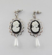 Regency style silver - bn,