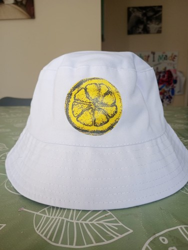 White stone roses - white,
