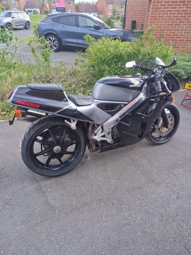 Honda vfr nc30 - vfr, on