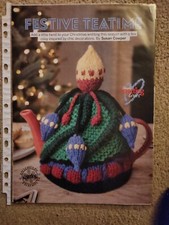 Festive Teatime, Tea Cosy knitting pattern by Susan Cowper