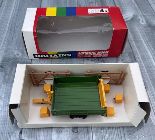 Britains farm tipping trailer - britains,