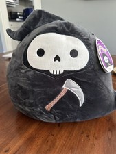 BNWT Otto Squishmallow