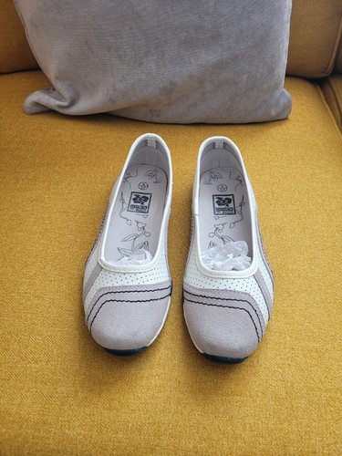 Down earth ballerina flat - earth,