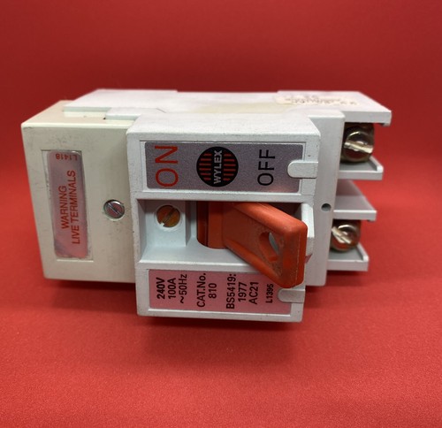 Wylex 810 100a double pole - ,
