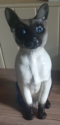 Royal doulton siamese cats - siamese,