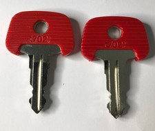 2 x KEY JUNGHEINRICH 702 RED ELECTRIC FORKLIFT IGNITION KEY 702 MIC KOMATSU