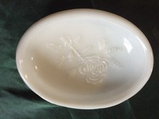 Vintage AVON Milk Glass Floral Pattern Soap Dish