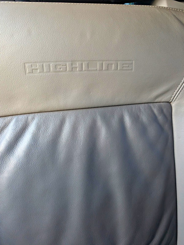 Caravelle leather pair - vw,