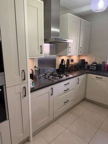 Complete kitchen unit with - complete,