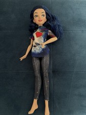Disney Descendants Evie Fashion Doll