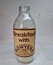VINTAGE 1980's ADVERTISING UNIGATE 1 PINT MILK BOTTLE BREAKFAST WITH BOWYERS VGC