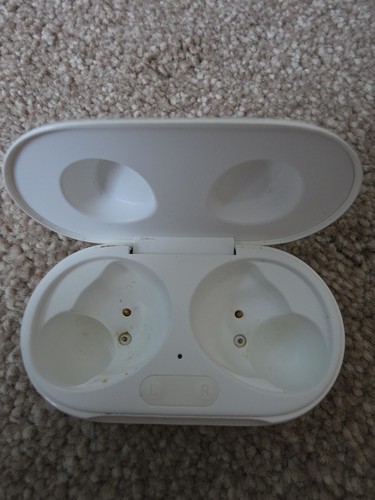 Genuine samsung galaxy buds - genuine,