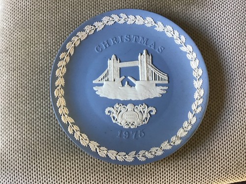 Wedgwood jasperware blue - wedgwood,