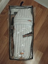 Gunn & Moore GM Hero 303 Pads