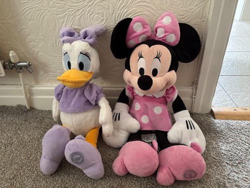 Minnie mouse daisy duck plush - minnie,