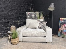 Love seat snuggle chair - love,