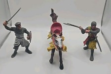 Tm Toys 2 X Knights And Horse 