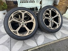 Lamborghini Urus 22 Inch