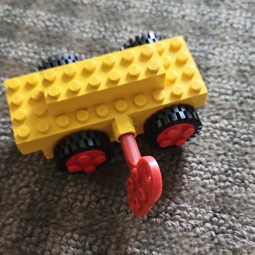 Lego vintage 1980 yellow - vintage, 1980's