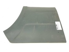 1305768070 rear wing moulding