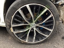 VOLKSWAGEN POLO GTI 2014-2017 Alloy Wheel Single 215/45R17-Damaged