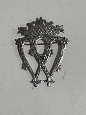 Luckenbooth Double Heart