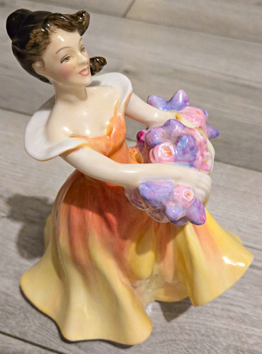 Royal doulton figurine - doulton, lesley