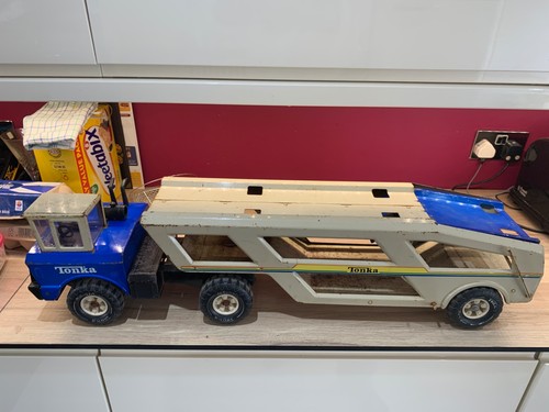 Mighty tonka car transporter - car,