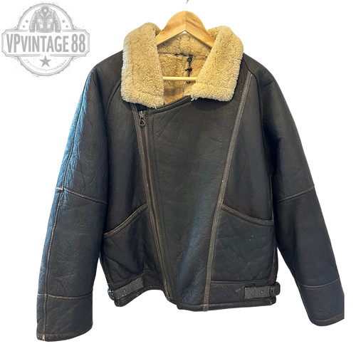 Vintage aviator bomber - b-3,