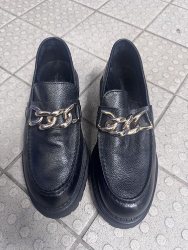 Two pairs ladies - pairs, of