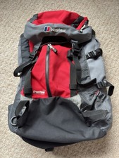 Berghaus Freeflow Ventilating Rucksack 35 + 8 L Framed Red Black Inc Cover