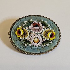 Beautiful Micromosaic Brooch. Vintage Jewellery.