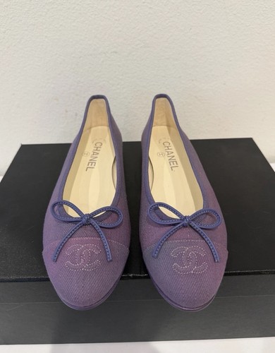 Chanel 23s classic cap toe - chanel,