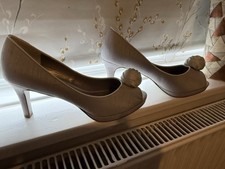 Women’s Jacques Vert Faux Silk Silver Grey Size 7 Heels Wedding Shoes