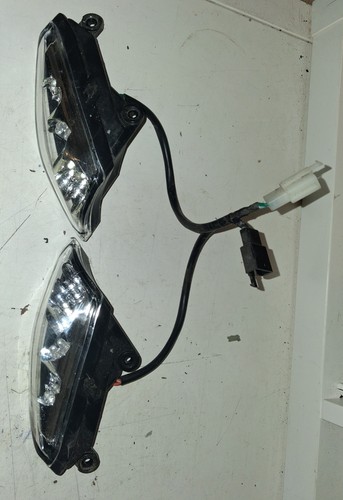 Kymco maxer front lights - ,