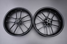 Tubeless rims front and rear - tubeless,